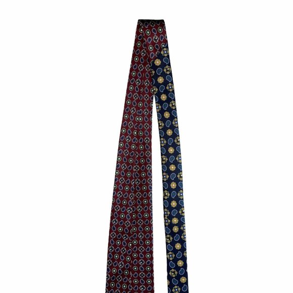 Tommy Hilfiger Red Paisley Geometric Classic Silk Tie Necktie - Picture 7 of 9
